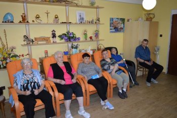 Posedenia s jubilantmi