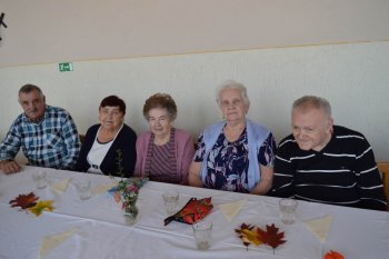 Október – mesiac úcty k starším