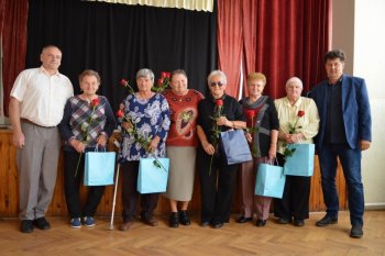 Október – mesiac úcty k starším