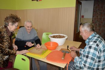 Najprv sme zbierali, potom čistili