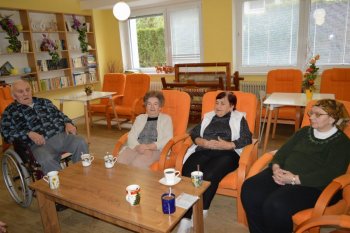 Posedenie pri piesňach Karla Gotta