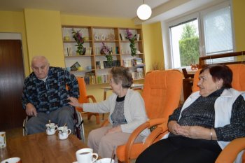 Posedenie pri piesňach Karla Gotta