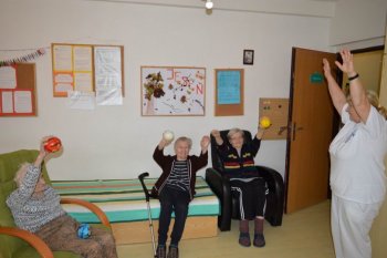 Pohybové cvičenia na lôžkovej časti