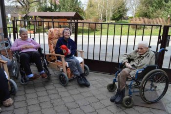 Jar nás vylákala von