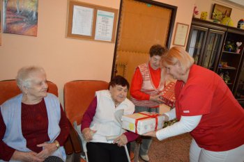 Koľko lásky sa zmestí do krabice od topánok