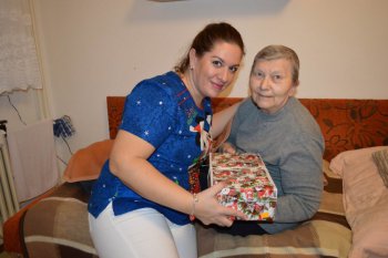 Koľko lásky sa zmestí do krabice od topánok