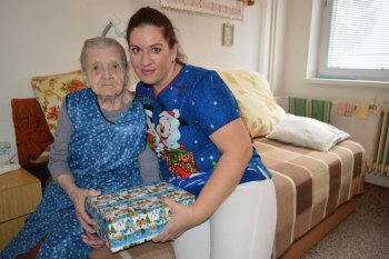 Koľko lásky sa zmestí do krabice od topánok