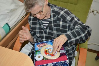 Koľko lásky sa zmestí do krabice od topánok