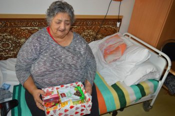 Koľko lásky sa zmestí do krabice od topánok