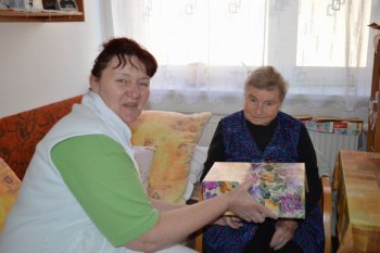 Koľko lásky sa zmestí do krabice od topánok