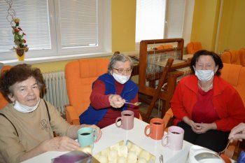 Vyrábame vianočné ozdoby