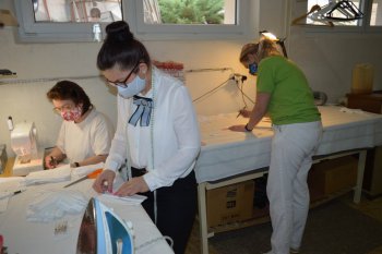 Šijeme rúška svojpomocne