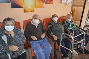 Šijeme rúška svojpomocne