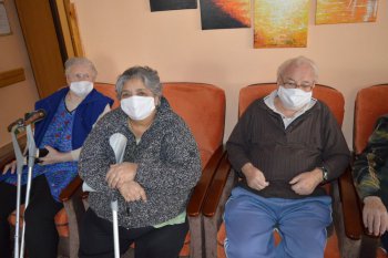 Šijeme rúška svojpomocne