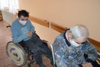 Šijeme rúška svojpomocne