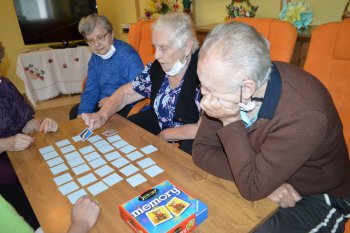 Aktivity v interiéri domova