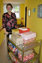 Koľko lásky sa zmestí do krabice od topánok