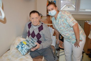 Koľko lásky sa zmestí do krabice od topánok