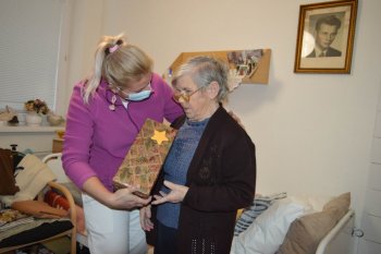 Koľko lásky sa zmestí do krabice od topánok