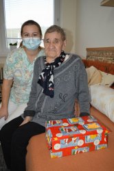 Koľko lásky sa zmestí do krabice od topánok