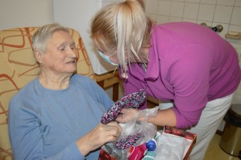 Koľko lásky sa zmestí do krabice od topánok