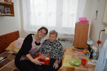 Koľko lásky sa zmestí do krabice od topánok