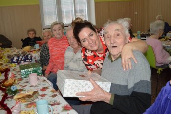 Koľko lásky sa zmestí do krabice od topánok