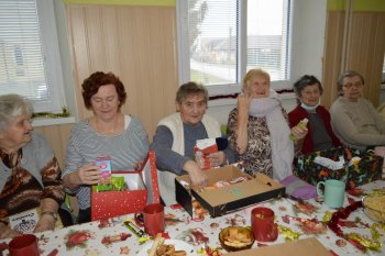 Koľko lásky sa zmestí do krabice od topánok