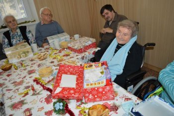 Koľko lásky sa zmestí do krabice od topánok