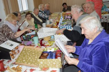 Koľko lásky sa zmestí do krabice od topánok