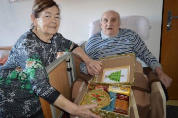 Koľko lásky sa zmestí do krabice od topánok