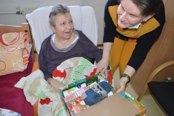 Koľko lásky sa zmestí do krabice od topánok