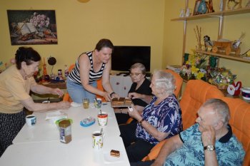 Naše posedenia pri káve