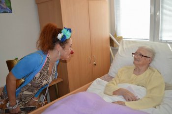 Veľa smiechu s červenými nosmi