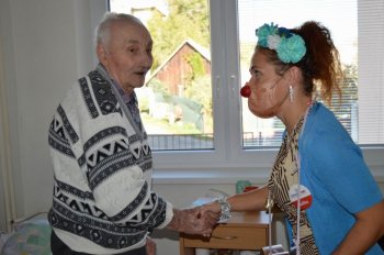 Veľa smiechu s červenými nosmi