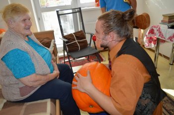 Veľa smiechu s červenými nosmi