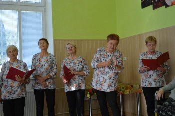 Október – mesiac úcty k starším