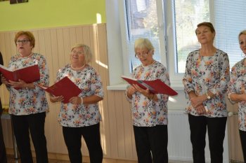 Október – mesiac úcty k starším