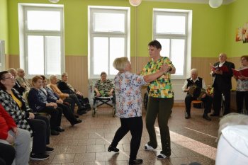 Október – mesiac úcty k starším