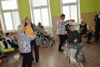 Október – mesiac úcty k starším