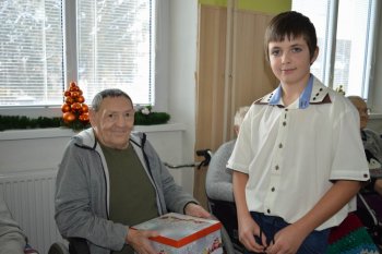 Koľko lásky sa zmestí do krabice od topánok