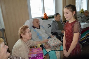 Koľko lásky sa zmestí do krabice od topánok