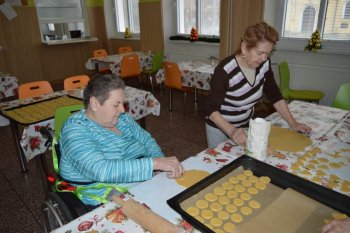 Predvianočné pečenie