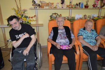 Posedenie s jubilantmi