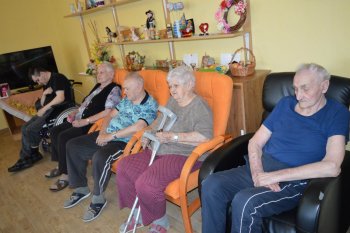 Posedenie s jubilantmi