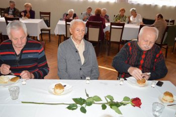 Posedenie s členmi miestnej organizácie SZZP