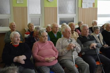 Október – mesiac úcty k starším