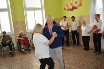 Október – mesiac úcty k starším