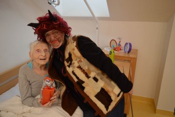 Mikuláš u nás v domove