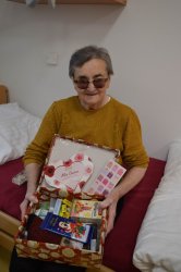 Koľko lásky sa zmestí do krabice od topánok